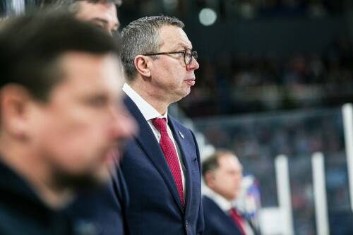 Воробьев вновь на грани отставки: что происходит с ЦСКА в первый месяц 2025 года