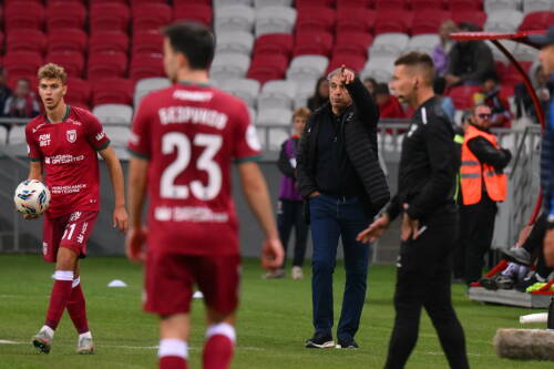 Рашид Рахимов рассказал про тяжелую травму защитника Дрезгича