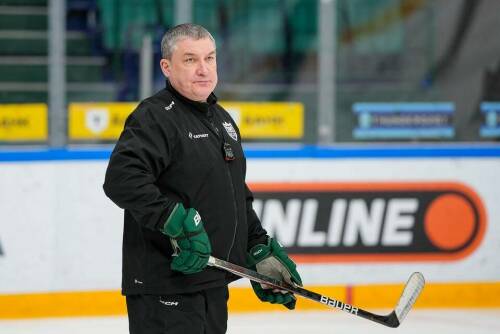 Главный тренер «Ак Барса» объяснил кадровые перестановки и готовность команды к выезду