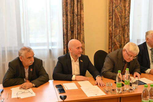 Фракция КПРФ подготовила более 100 предложений к бюджету Татарстана на 2026 год