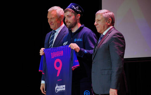 На фоне поражения Вербова от Алекно: как в Казани прошла презентация «Зенит-Казань»