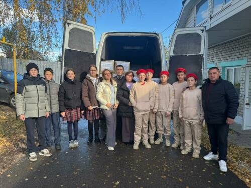 «С теплом и поддержкой»: лаишевские школьники отправили посылки бойцам СВО