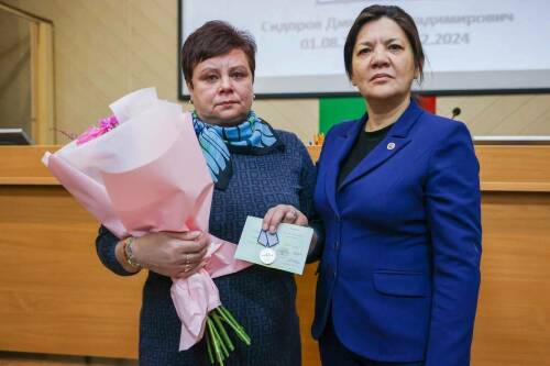 В Альметьевске вручили государственные награды семьям военнослужащих