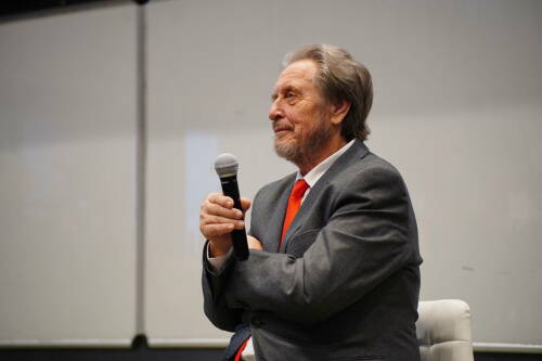 Отец Илона Маска восхитился инфраструктурой Казани