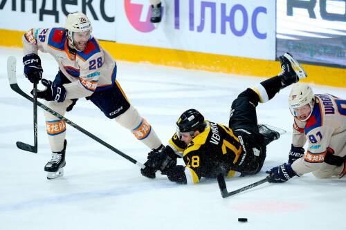 Плющев о «Шанхайских Драконах»:  Во времена СССР такая команда-выскочка была бы обречена