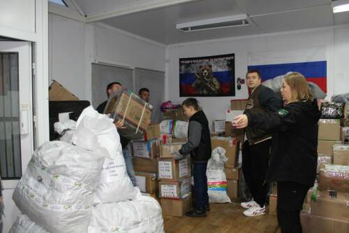 От меда до пилорамы: елабужане собрали 106-й гуманитарный конвой