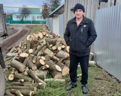 В Новошешминском районе доставили дрова семьям участников СВО