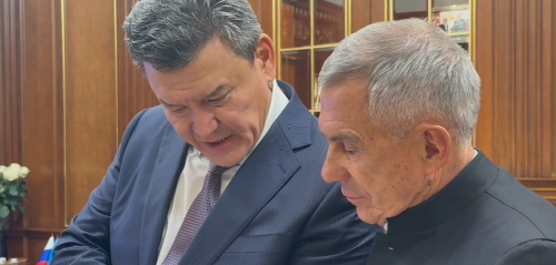 Рустам Минниханов и Аким Северо-Казахстанской области провели беседу на родных языках