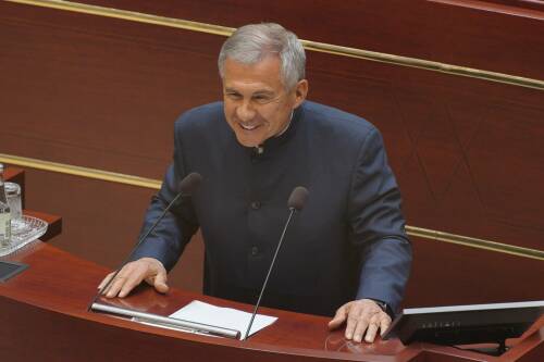 Рустам Минниханов поручил обеспечить подачу тепла на всех объектах до конца недели