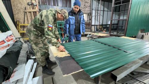 Из Нижнекамска – в зону СВО: волонтер строит дом на колесах для бойцов