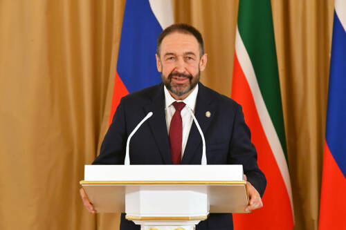 «Ваш талант делает республику сильной»: Песошин наградил отличившихся татарстанцев