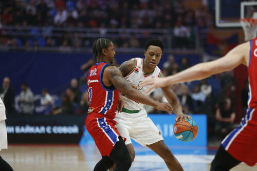 УНИКС - ЦСКА: кто одержит победу в гонке за первую строчку в Единой лиге ВТБ