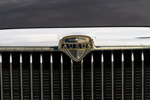 СМИ: «Газпром» получил контрольный пакет производителя лимузинов Aurus