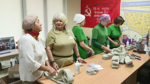 Нижнекамские студентки Университета третьего возраста присоединились к волонтерам СВО