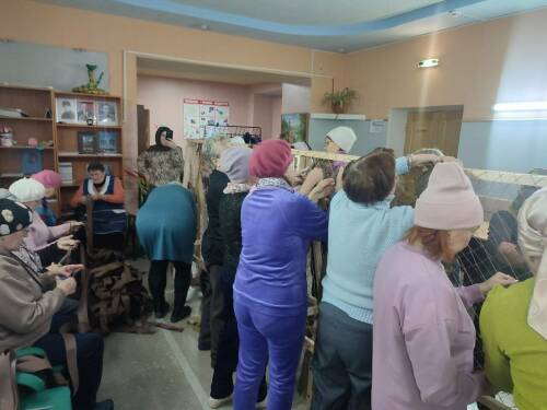 В Лениногорском районе открылся новый филиал волонтеров СВО по плетению масксетей