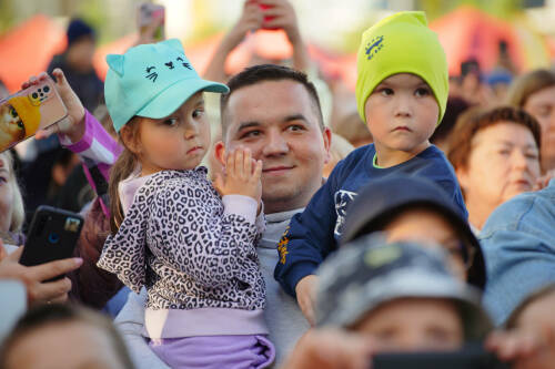 Депутат Останина предложила ввести в России звание «отец-герой» для многодетных мужчин