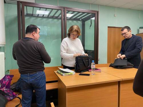 «Деньги тратили по своему усмотрению»: стартовало дело обманутых дольщиков нескольких ЖК