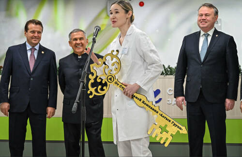 «Жилье еще вводят, а их уже построили»: какие врачи будут принимать в новых поликлиниках?