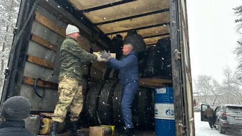 «От сердца к сердцу»: из Татарстана отправили новогодний гуманитарный груз бойцам СВО