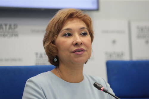 В Татарстане 26 пенсионеров получили приемные семьи