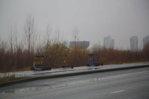 Метшин об электросамокатах: Запрещать точно не наш путь, но нужно регулировать