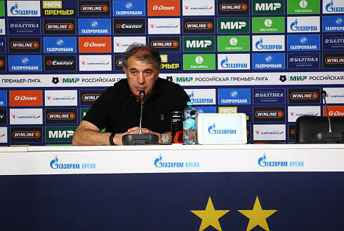 «Рубин» не может уволить Рахимова, потому что тот не отвечает на звонки