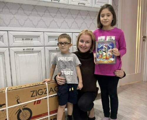 Айдар Метшин исполнил желания детей из Альметьевска и Заинска в рамках «Елки желаний»