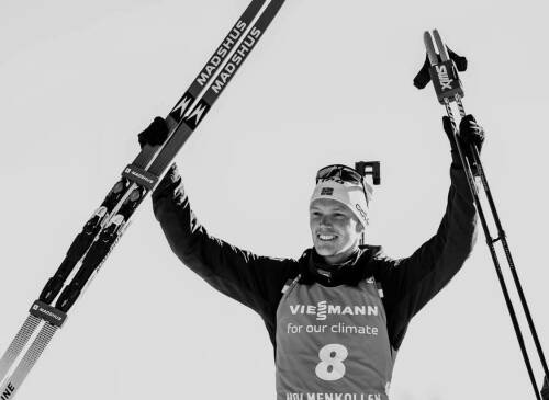 В Норвегии простились с 27-летним биатлонистом Баккеном