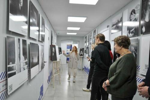 В Штабе общественной поддержки «Единой России» в РТ открылись социальные фотовыставки