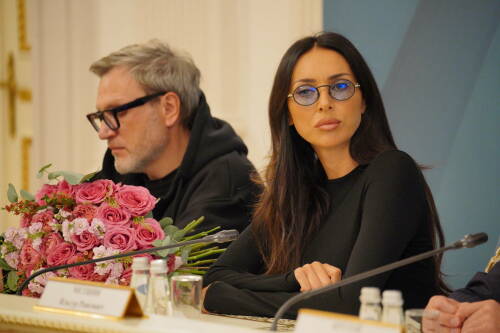 Певица Алсу: Очень горжусь своим происхождением и корнями