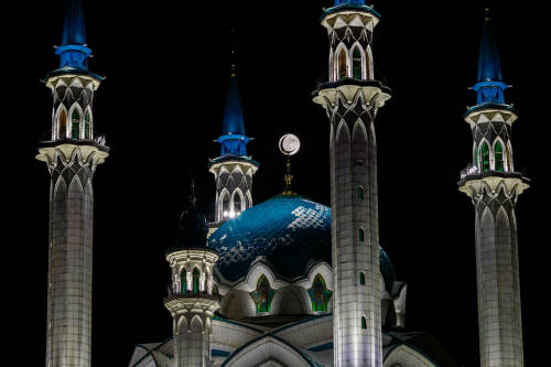 Минниханов утвердил даты празднования Уразы и Курбан-байрама в 2025 году