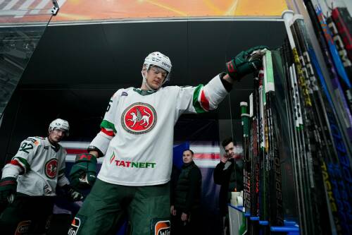 «Звоночек для тренерского штаба Гатиятулина есть». Буцаев об игре «Ак Барса»