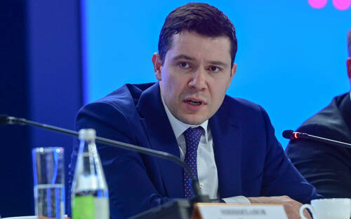 Роботы со скидкой: Алиханов в Казани предложил бизнесу 1 млрд рублей на автоматизацию