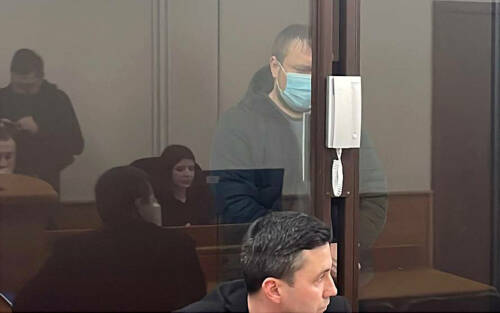 «Извиняюсь перед теми, кого задавил»: в Казани арестован таксист, въехавший в толпу