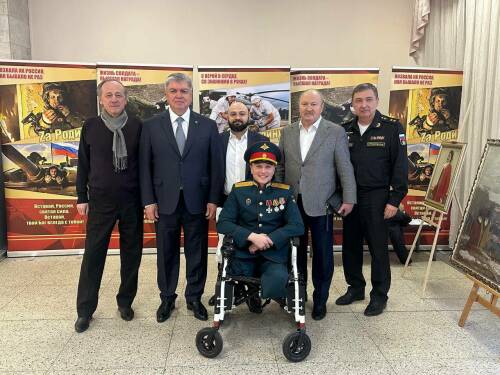 Полпред РТ в РФ вручил медаль офицеру, тяжело раненному в ходе спецоперации