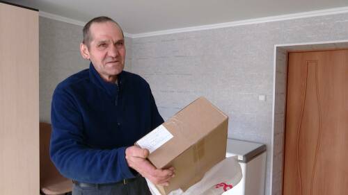 Альметьевский волонтер ежедневно готовит сотни порций каши для бойцов СВО