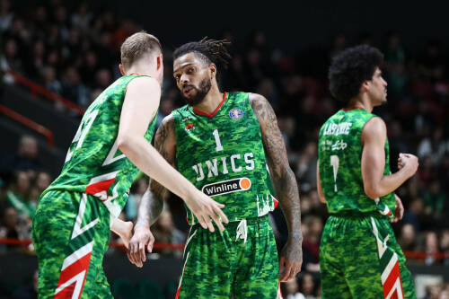 УНИКС победил «Уралмаш» в гостях