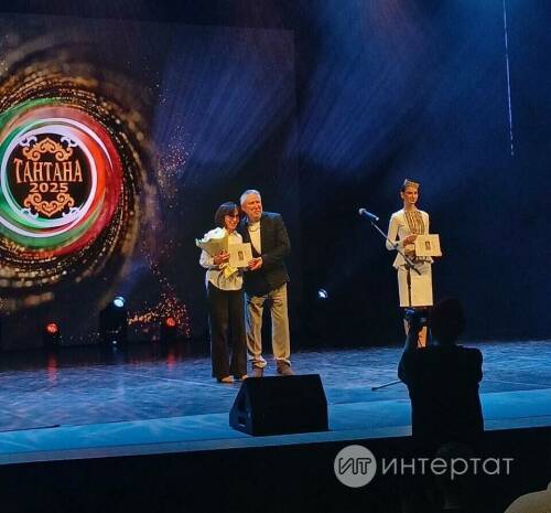 Известная татарская журналистка Рузиля Мухаметова удостоена премии Дамира Сиразиева