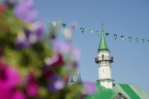 В Ураза-байрам в Казани прошла передача посоха Шигабутдина Марджани муфтию РТ