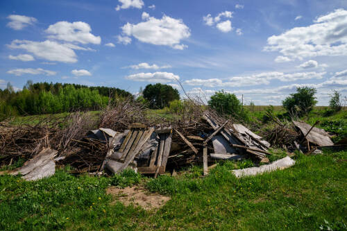 Минэкологии РТ объяснило, кто должен убрать несанкционированные свалки мусора