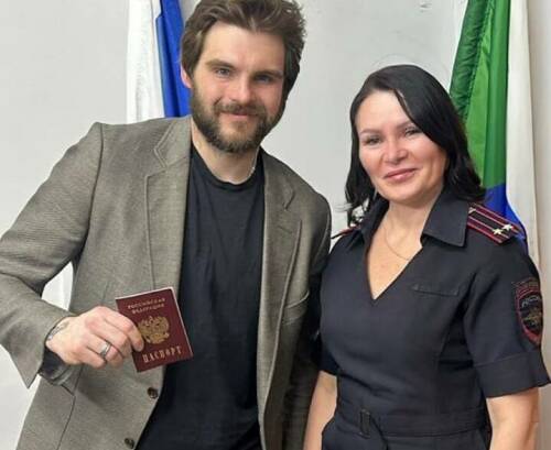 Алекс Гальченюк стал гражданином Российской Федерации