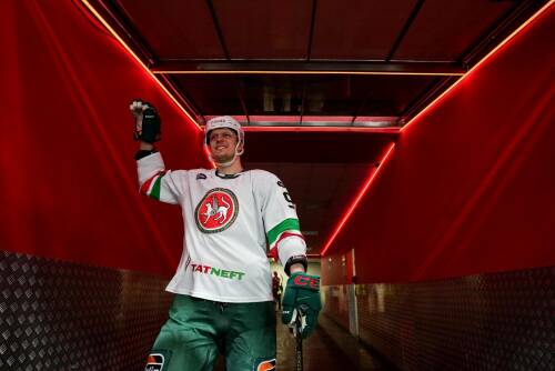 Рекордная шайба Лямкина помогла «Ак Барсу» обыграть «Автомобилист» на своем льду - видео