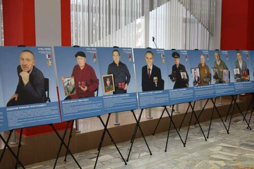 Живая память: в Арске открылась выставка «Отец Героя»