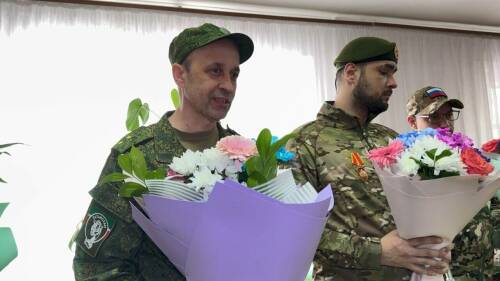 «Вы настоящий тыл»: в Нижнекамске поздравили мам и жен бойцов СВО