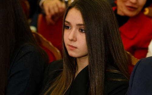 Наказание Валиевой, роман с хоккеистом и кульбит Галлямова: итоги недели в «фигурке»