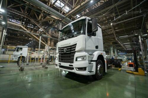 Первый антисанкционный среднетоннажник КАМАЗа сошел с конвейера