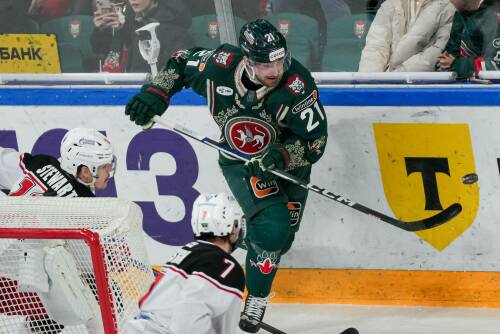 Нападающий Семен Кошелев заменит Алексея Пустозерова в третьем звене «Ак Барса»