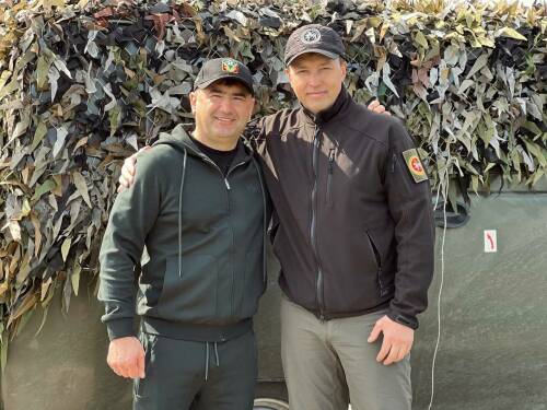 Глава Кукморского района доставил гуманитарный груз бойцам СВО