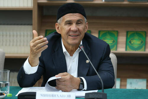 Минниханов: «Родная речь испокон веков несет в себе великое наследие предков»