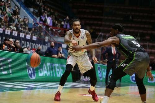 УНИКС победил «Автодор» в первом матче плей-офф с разницей в 29 очков